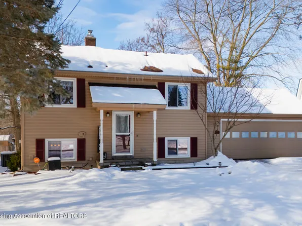 1032 Eugenia Dr, Mason, MI 48854