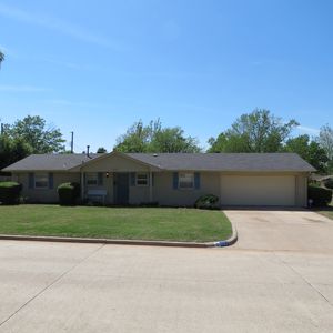 3121 N McMillan Ave, Bethany, OK, 73008