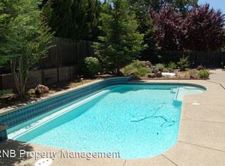1033 Danielle Dr, Roseville, CA 95747