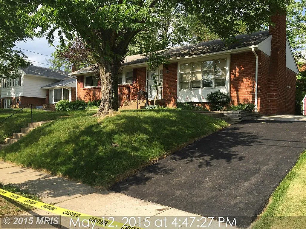 5901 Westbrook Dr photo 1