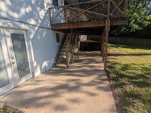4th image of 117 N Cynthia Ave