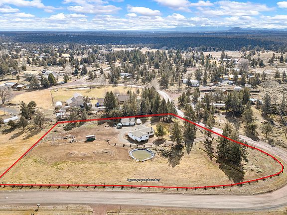 4th image of 64904 Rimrock Dr