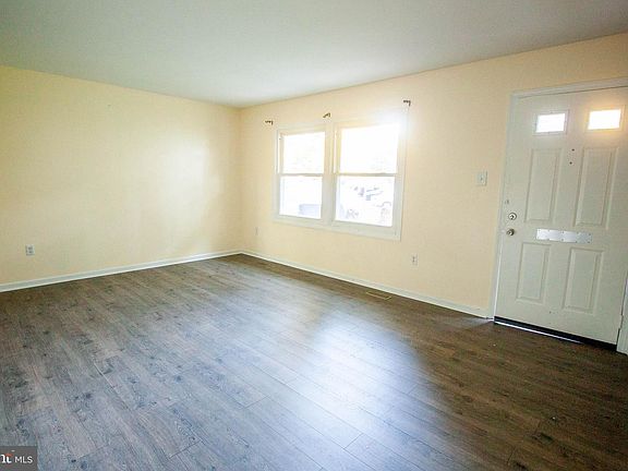 5th image of 1662 Wilkshire Dr