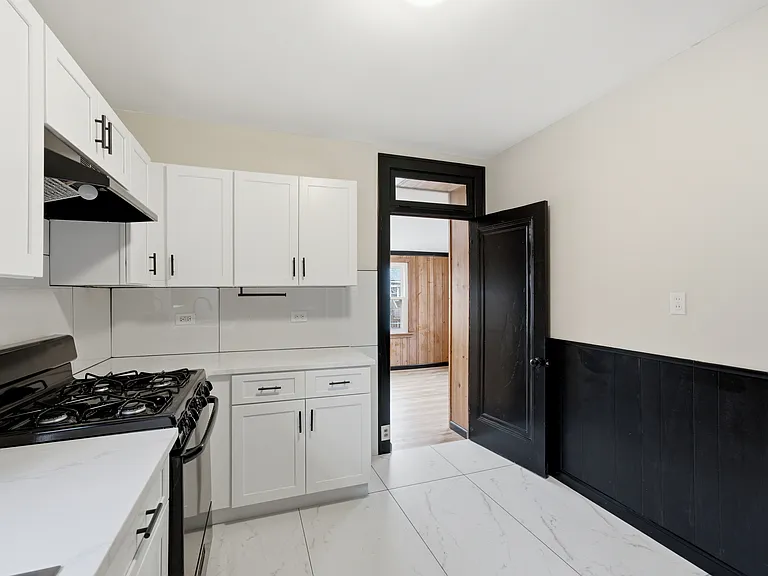 5055 Lindenwood Ave #2F — Photo 19