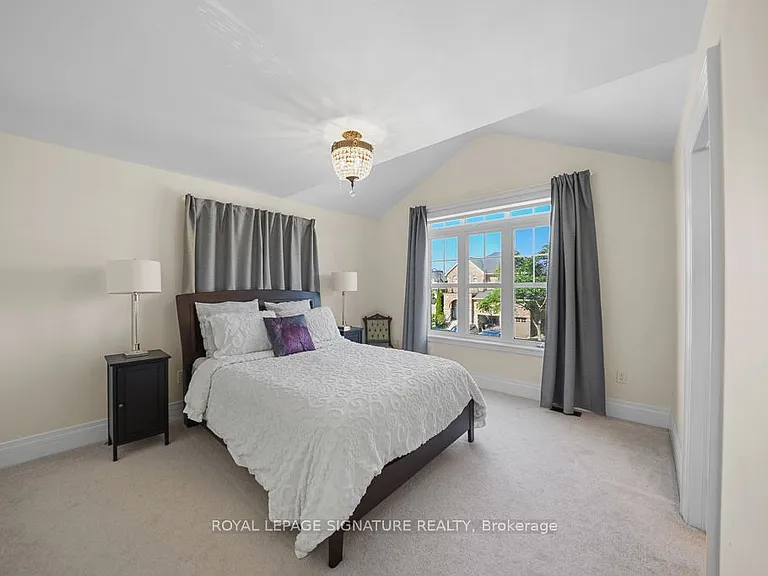 9 William Bowes Blvd — Photo 17