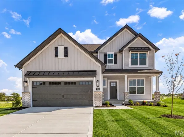 86 Courage Dr, Ofallon, MO 63385