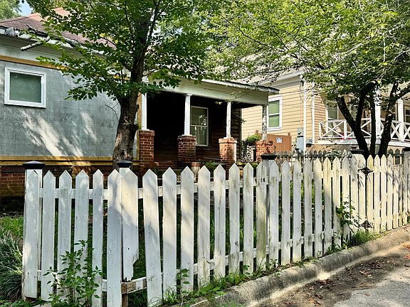 2nd image of 720 Harold St