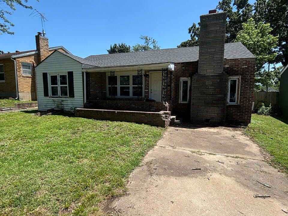 1st image of 1114 Olive St