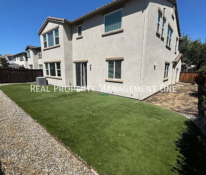 407 Ghiggeri Dr — Photo 30