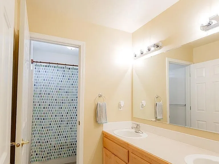 2368 E Green Canyon Dr — Photo 6