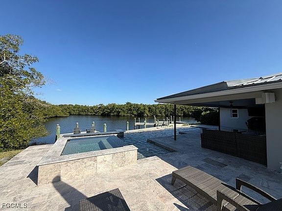 5th image of 432 Seaworthy Rd