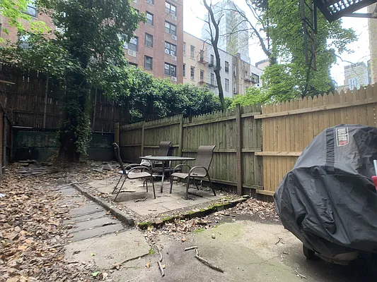 Rented by Oxford Property Group | media 19