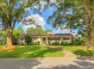 200 S Brooks Ave, Deland, FL 32720