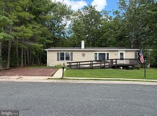 13 Holly Ct, Mays Landing, NJ 08330