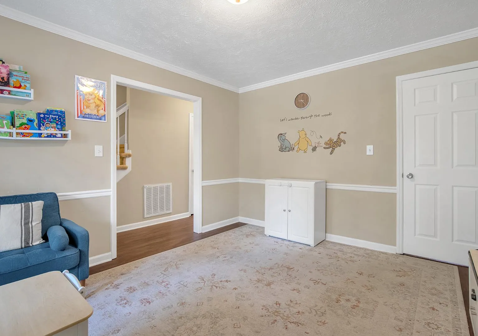 608 Georgetown Cir — Photo 2