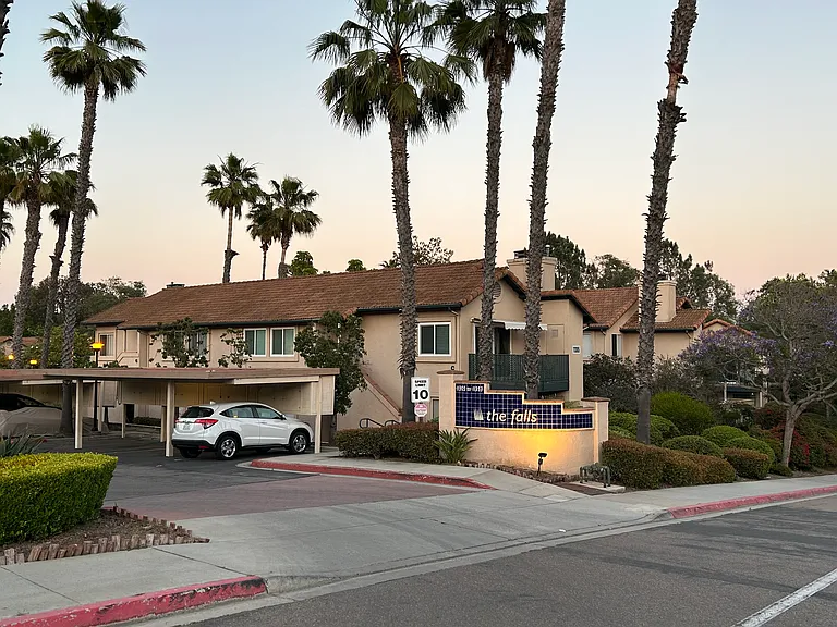 11305 Avenida De Los Lobos #C — Photo 1