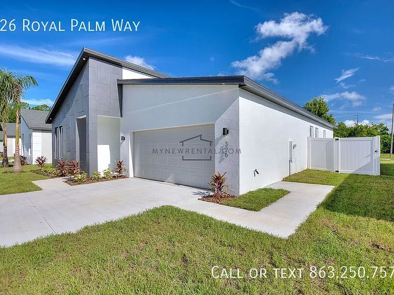326 Royal Palm Way — Photo 7