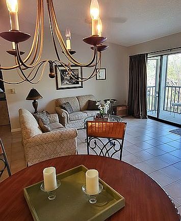 5th image of 3377 Crystal Ct E APT H