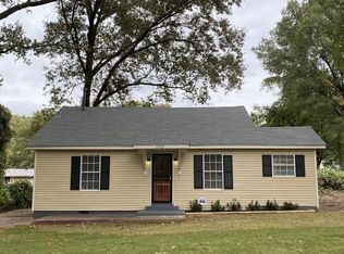 1932 The Oaks Ave, Memphis, TN 38127