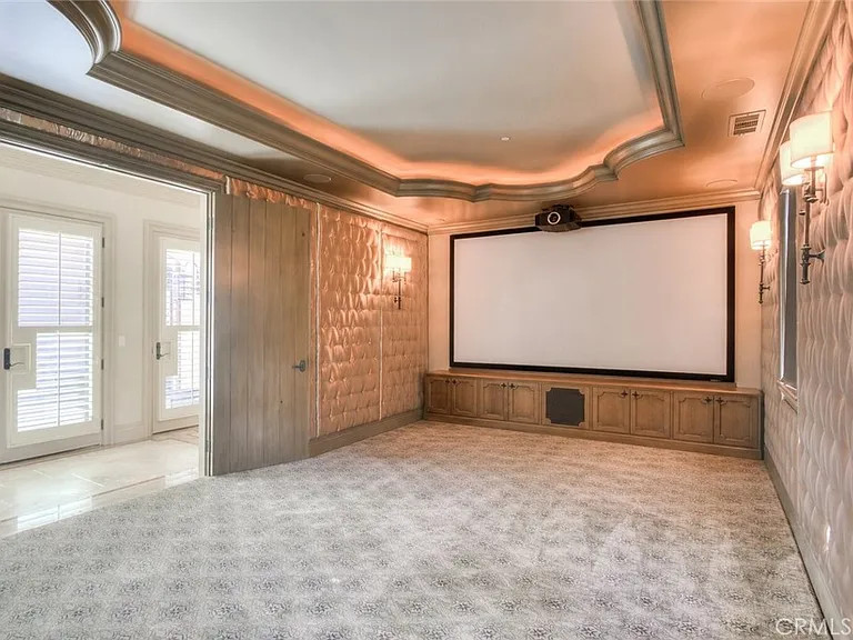 605 Walnut Ave — Photo 27