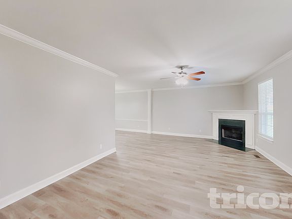 3rd image of 1705 Walden Ct