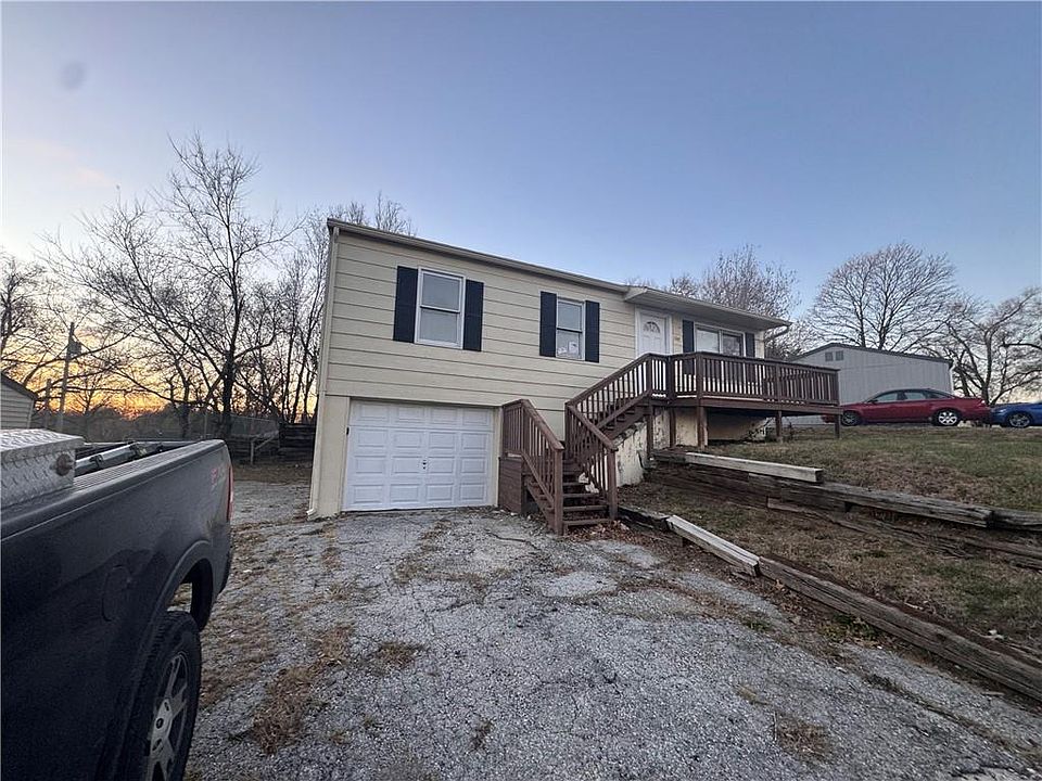 1st image of 844 N 83rd St