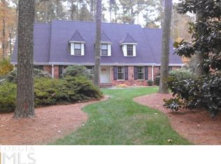 2267 Oxbow Cir, Stone Mountain, GA 30087