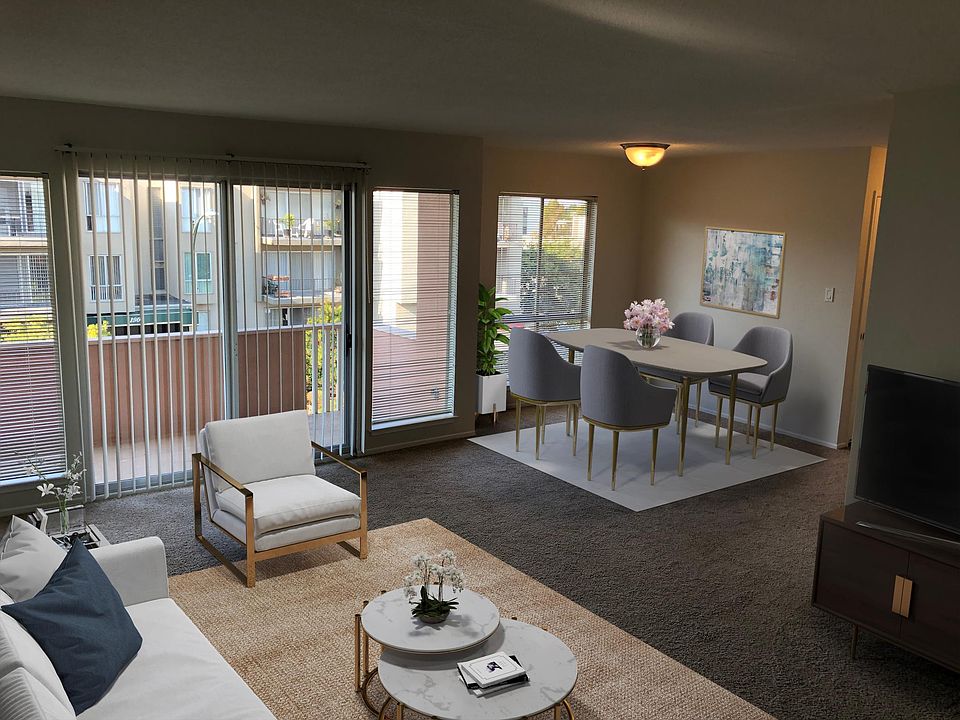 1st image of 1901 Garden Dr APT 310
