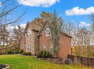 1325 Weeping Cherry Ln, Hermitage, TN 37076