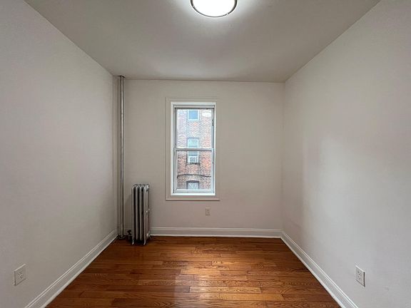 5th image of 219 51st St #8