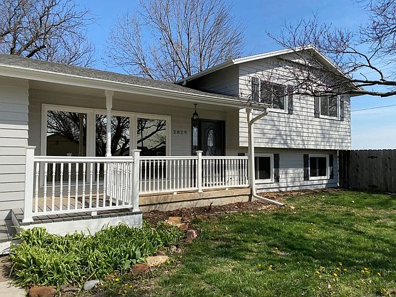 4th image of 2829 Melanie Ln