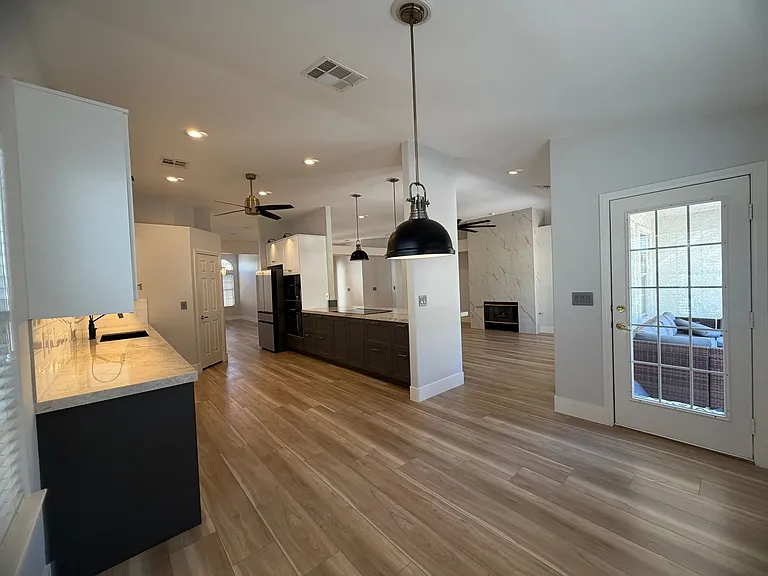5004 Elm Grove Dr — Photo 8