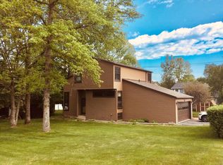25 Tom Miller Rd, Plattsburgh, NY 12901