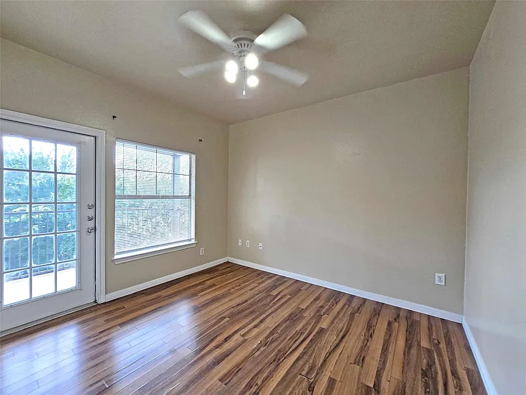 2320 Gracy Farms Ln #1123 — Photo 13