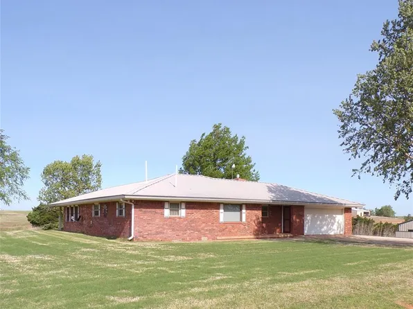 4063 County Street 2470, Hydro, OK 73048
