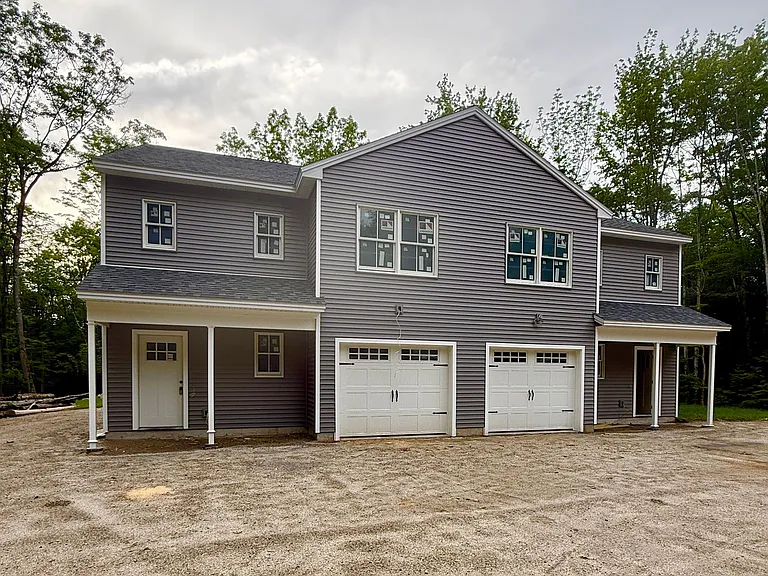 192 Center Rd — Photo 17