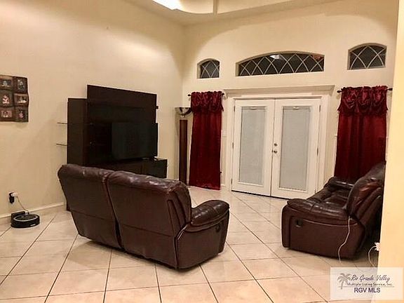 3rd image of 6856 Palo Azul Dr