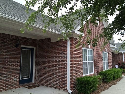 3rd image of 223 Eucalyptus Ln