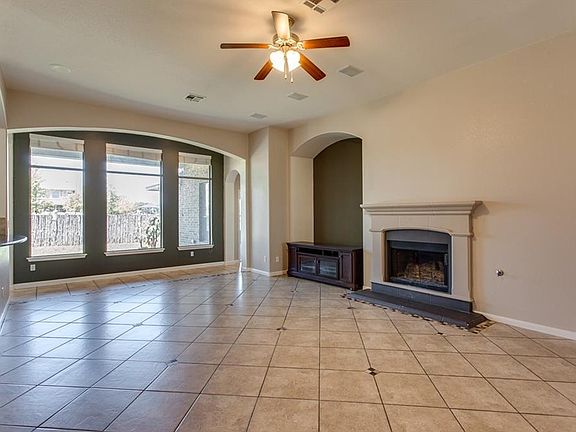 5th image of 2714 Sun Mountain Dr