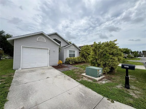 4007 39th St W, Bradenton, FL 34205