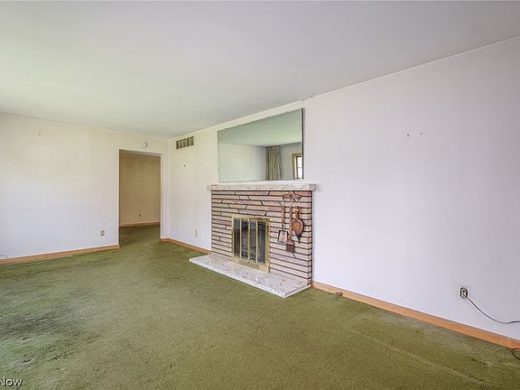 5th image of 1074 Jessie Ave