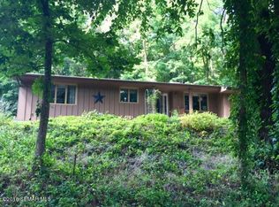 824 W Burns Valley Rd, Winona, MN 55987