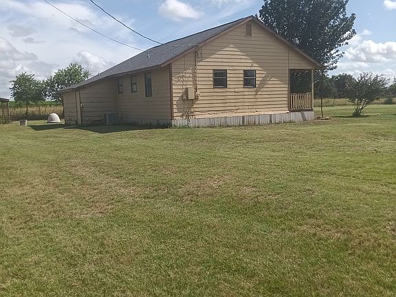 3rd image of 2585 County Road 305