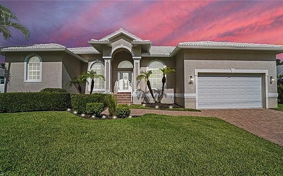 3rd image of 820 Kendall Dr