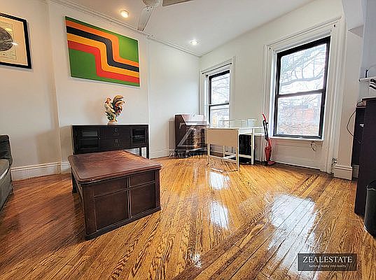 4th image of 426 Bergen St #3R