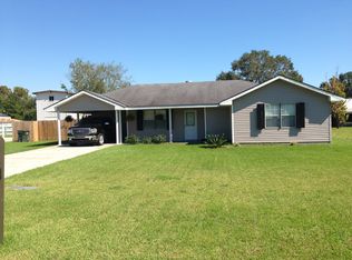 213 Plantation Dr, Bourg, LA 70343