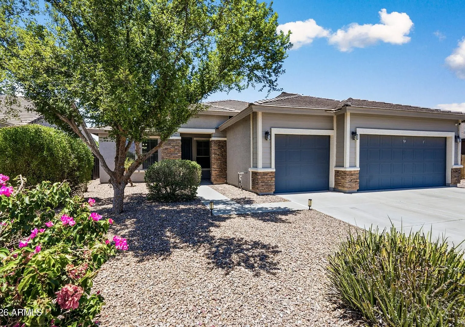 Beautiful Home in San Tan Valley — Photo 1