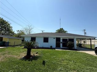 1810 Stumpf Blvd, Gretna, LA 70056