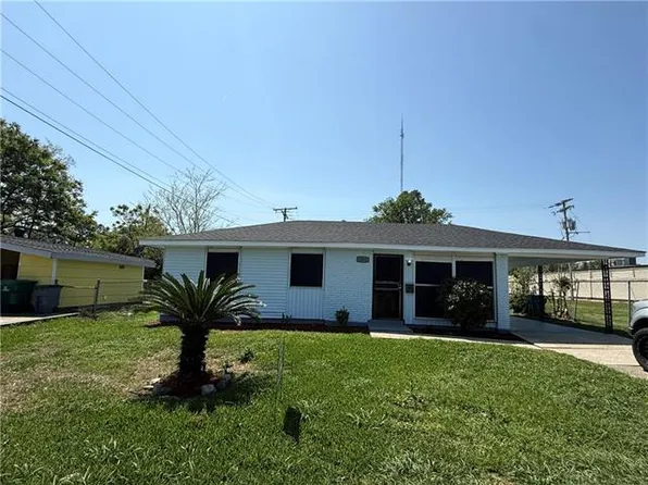 1810 Stumpf Blvd, Gretna, LA 70056