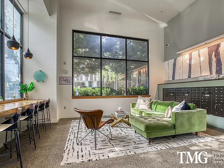 Muse Apartments — Photo 11